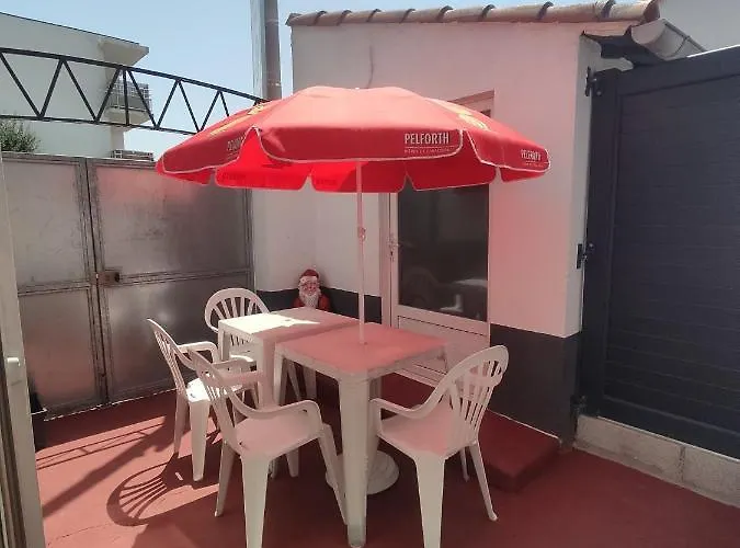 Vintage Maison 7 Pers Atypique Ancien Bar Restaurant La Rochelle La Rochelle (Charente-Maritime)